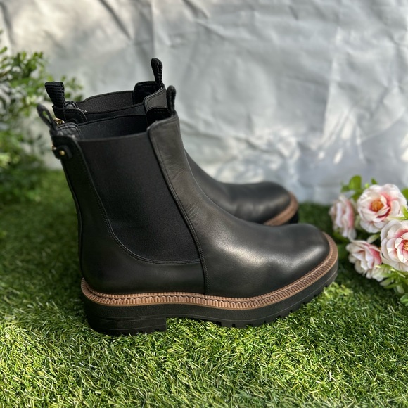 EDELMAN
Laguna Chelsea boots black size 7.5 gently used
$205 - Picture 10 of 16